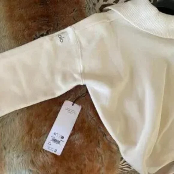 NWT ALO Scholar Knit Cropped Full Zip Jacket ivory size M - Picture 5 of 8